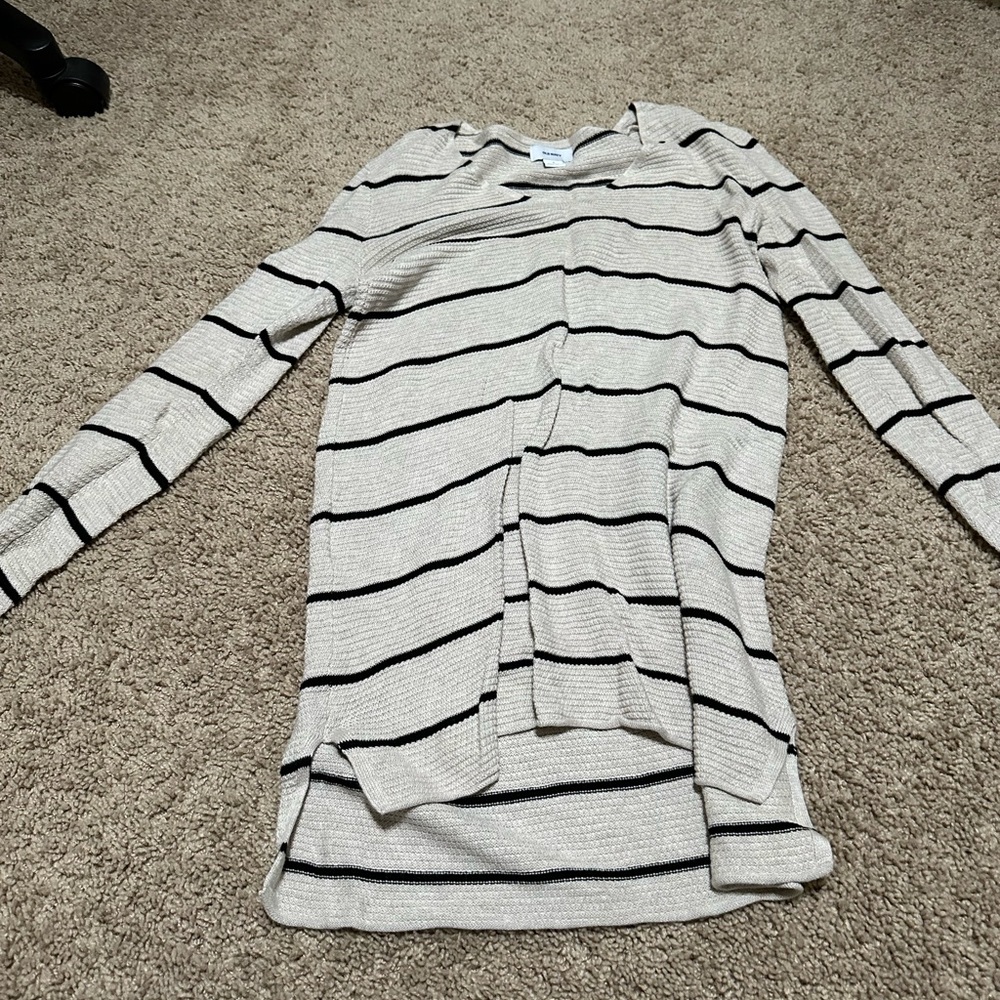 Old Navy Sweater